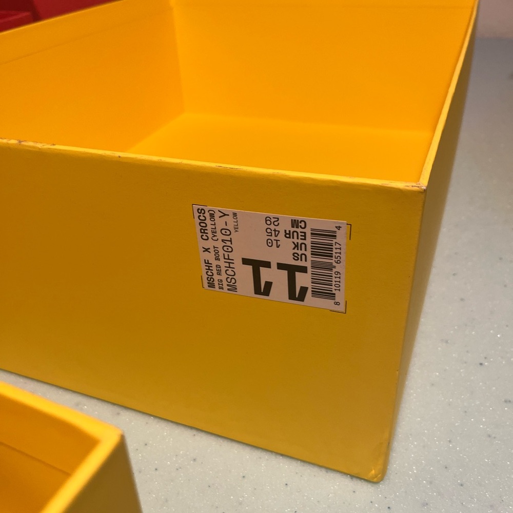 Big yellow Crocs Size 11, Yellow. Brand New mint condition